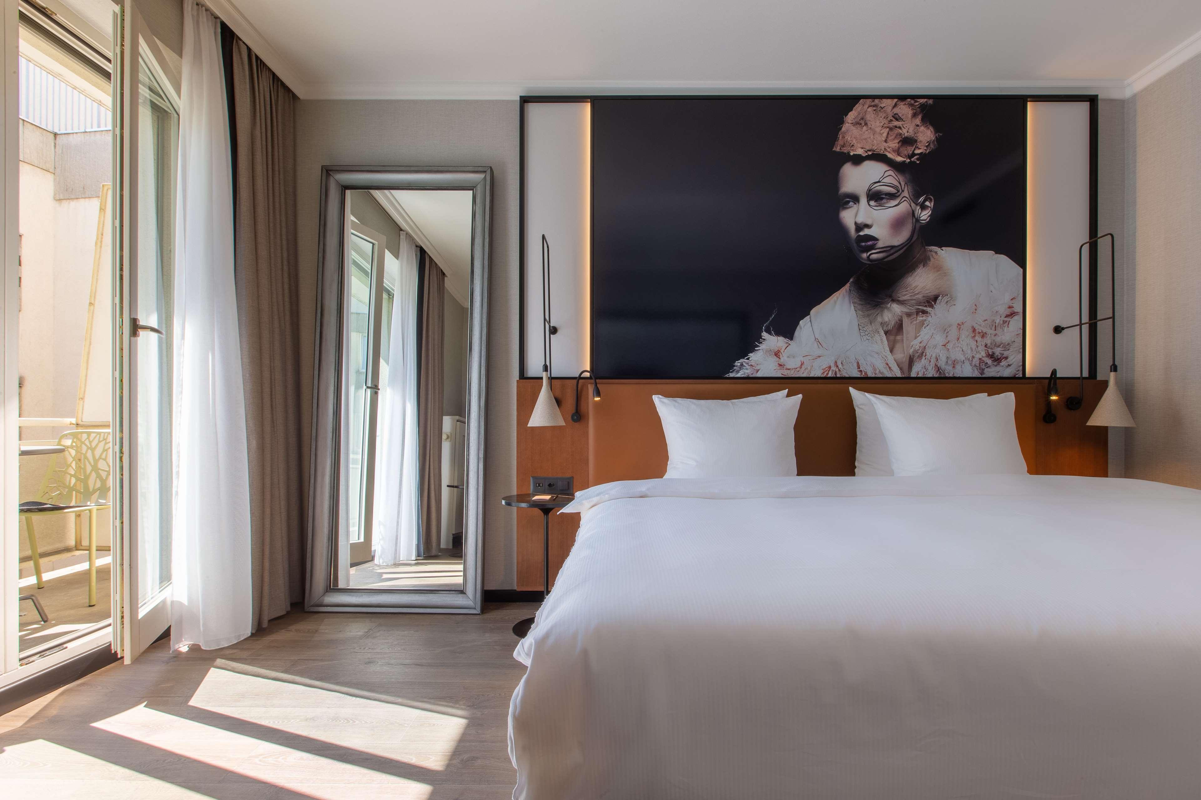 Radisson Blu,